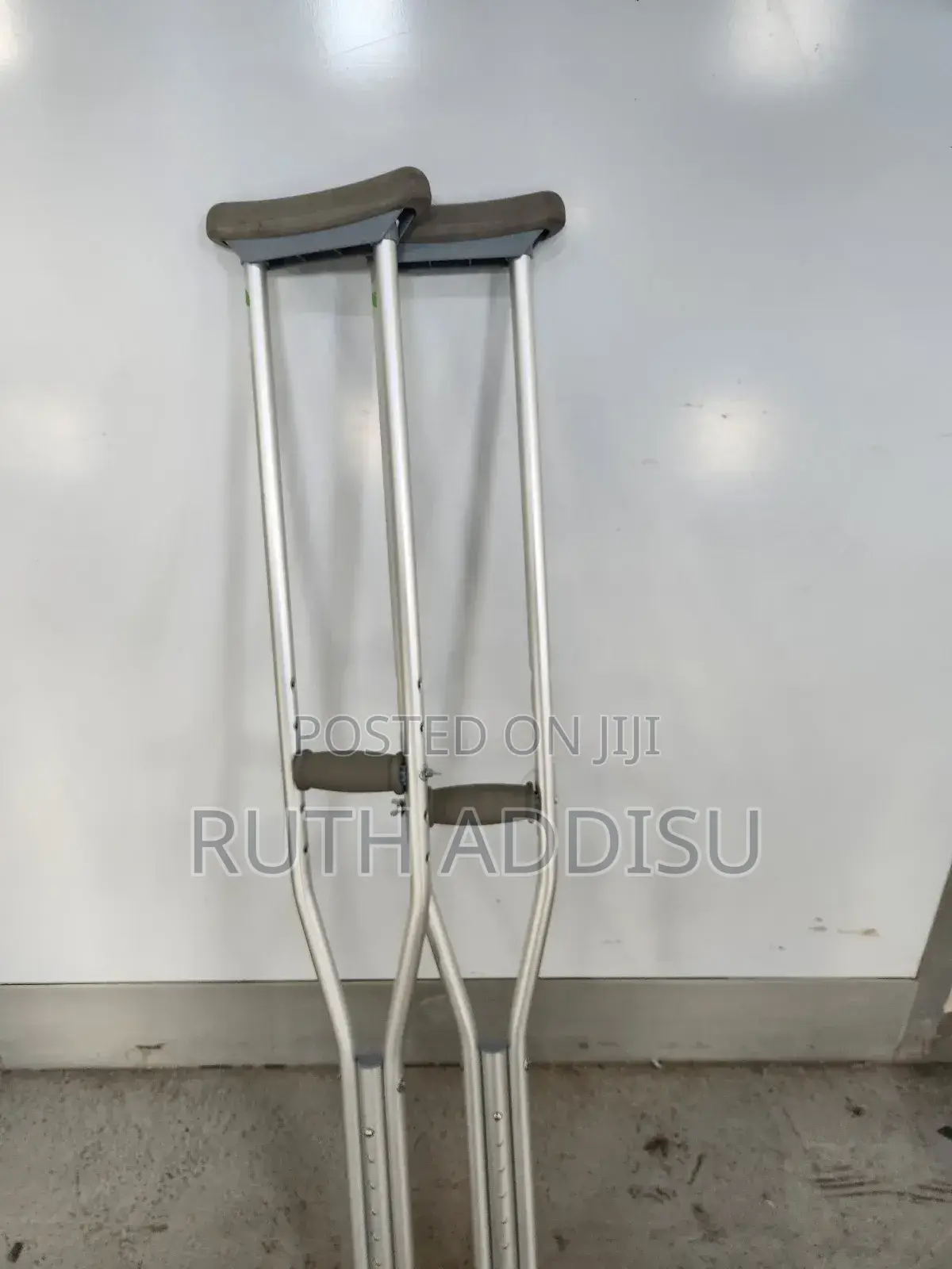 Axillary Bilateral Crutches段子axillary Crutches管理crutches