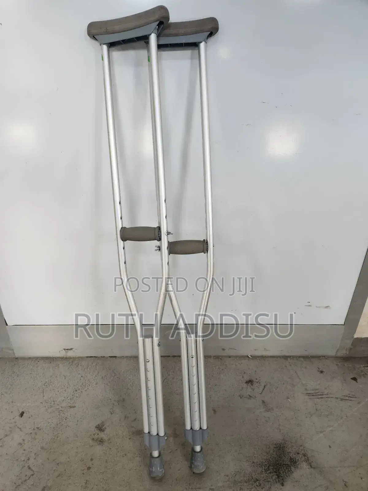 Axillary Crutches襖不crutches Axillary Bilateral Crutches New