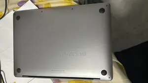 Laptop Apple MacBook Pro 2022 M2 8GB Apple M2 SSD 256GB