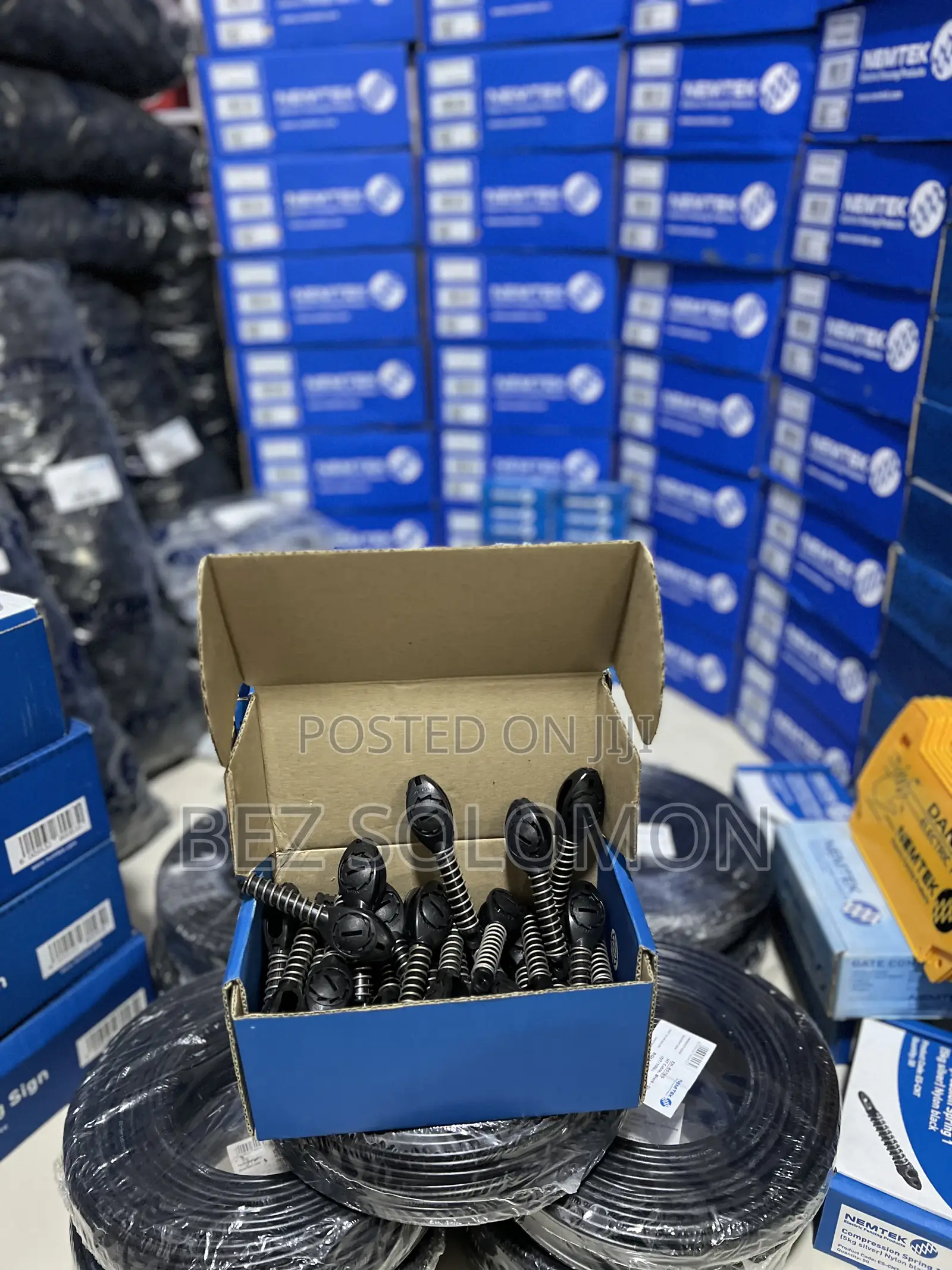 ለትልልቅ ፕሮጀክቶች የምንጠቀምበት የአደገኛ አጥርspring for Fence