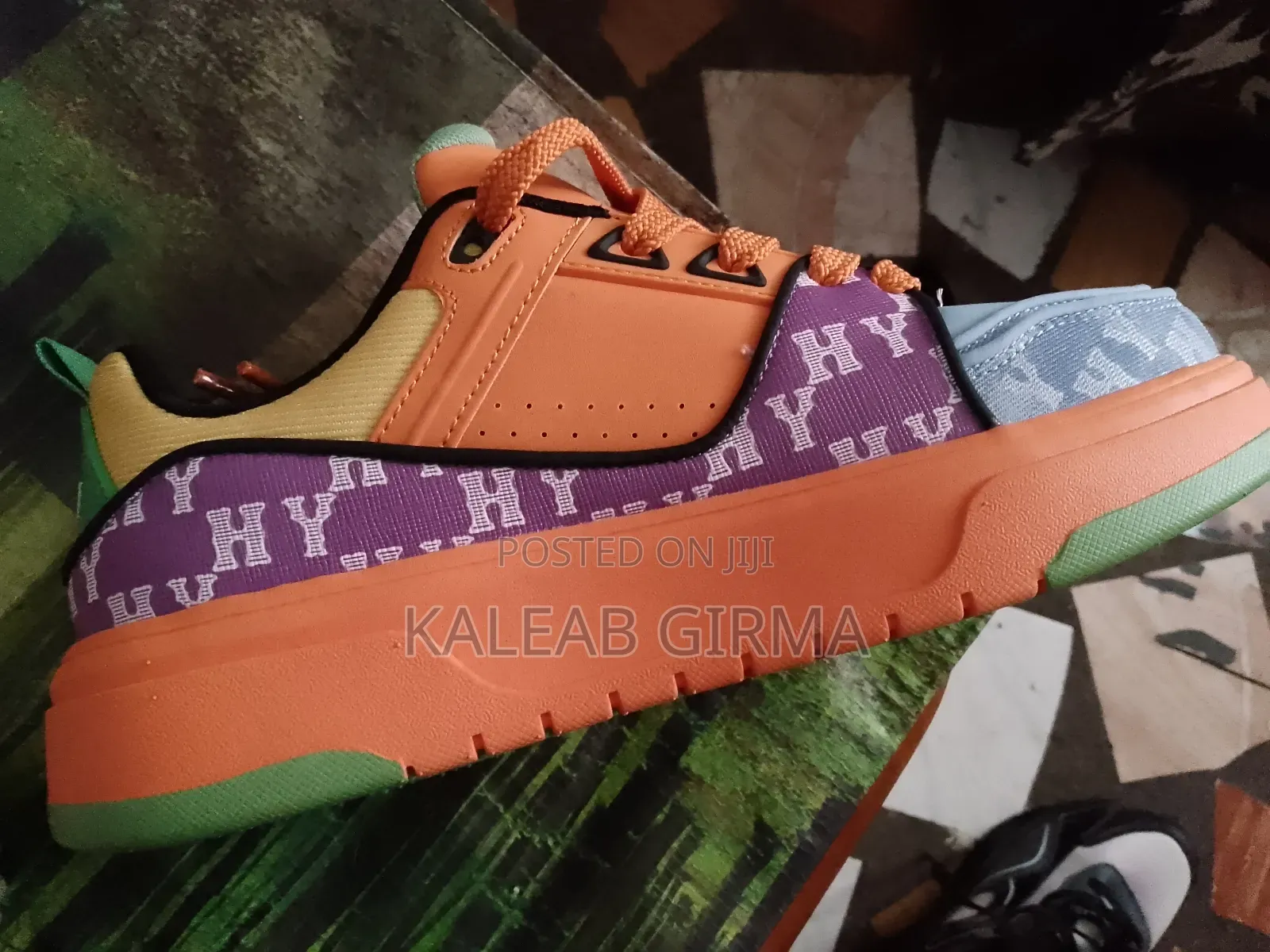 Naked Wolf and Multi-Color Lv-Style Shoes