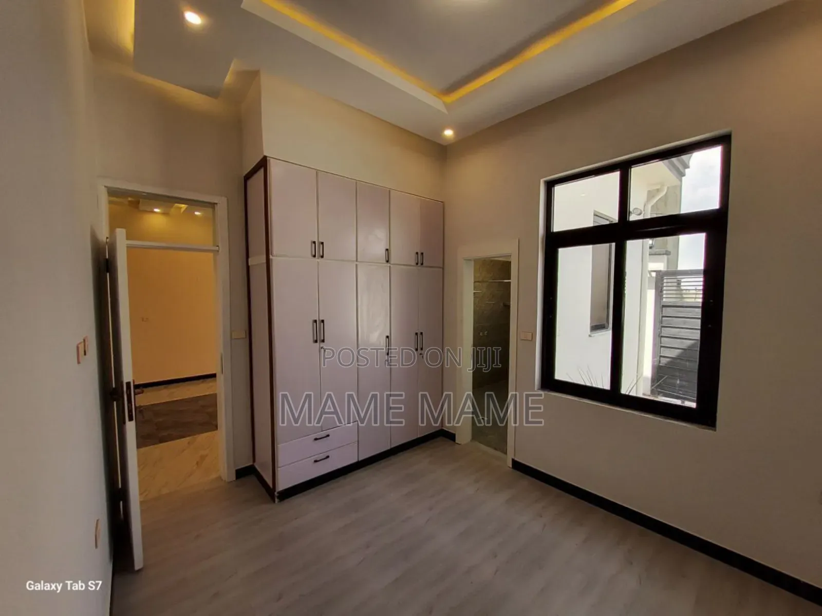 3bdrm Villa in Addis Abeba, Bole for sale