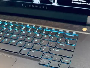New Laptop Alienware M15 r3 16GB Intel Core i7 SSD 512GB