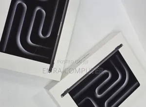 New Laptop Apple MacBook Pro 2024 M4 14-Inch 16GB Apple M4 Pro SSD 1T