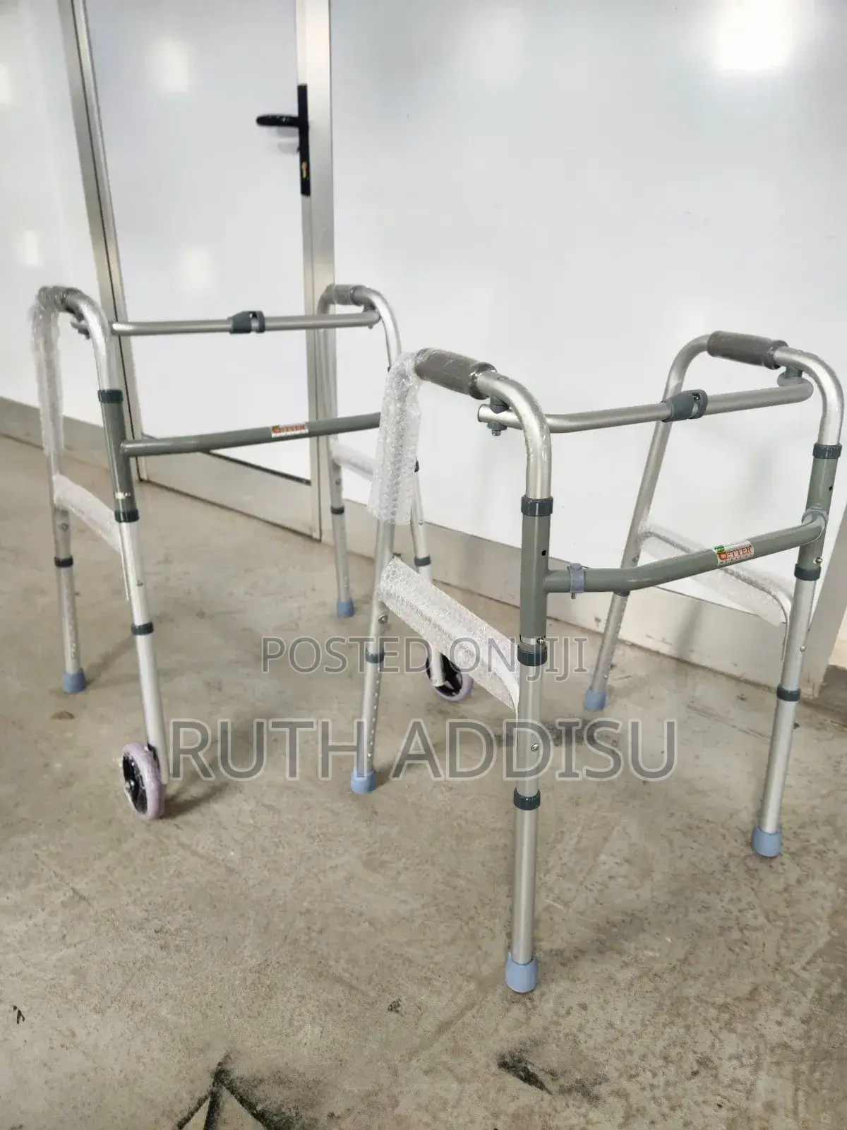 Foldable Walker墳塋new Medical Walker都會medical Walker New