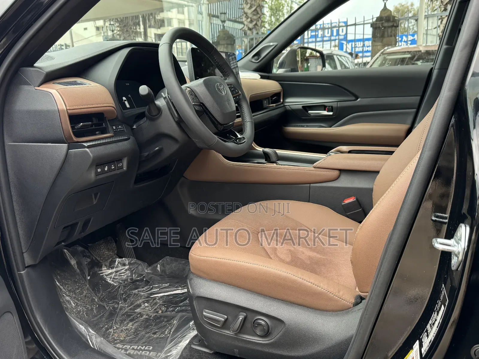 New Toyota Grand Highlander Hybrid 2025 Black