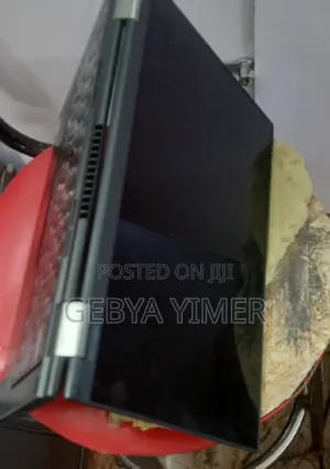 New Laptop Lenovo Yoga 330 16GB Intel Core I7 SSD 512GB