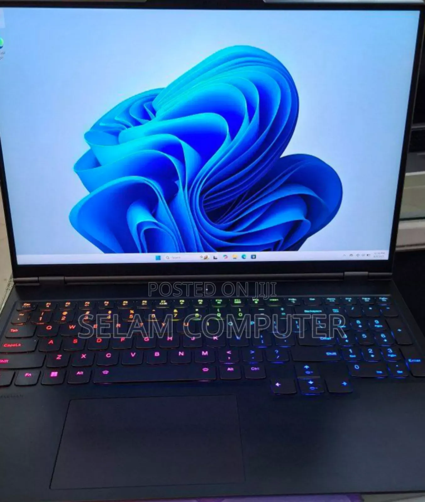 New Laptop Lenovo Legion 5 16GB AMD Ryzen 9 SSD 1T