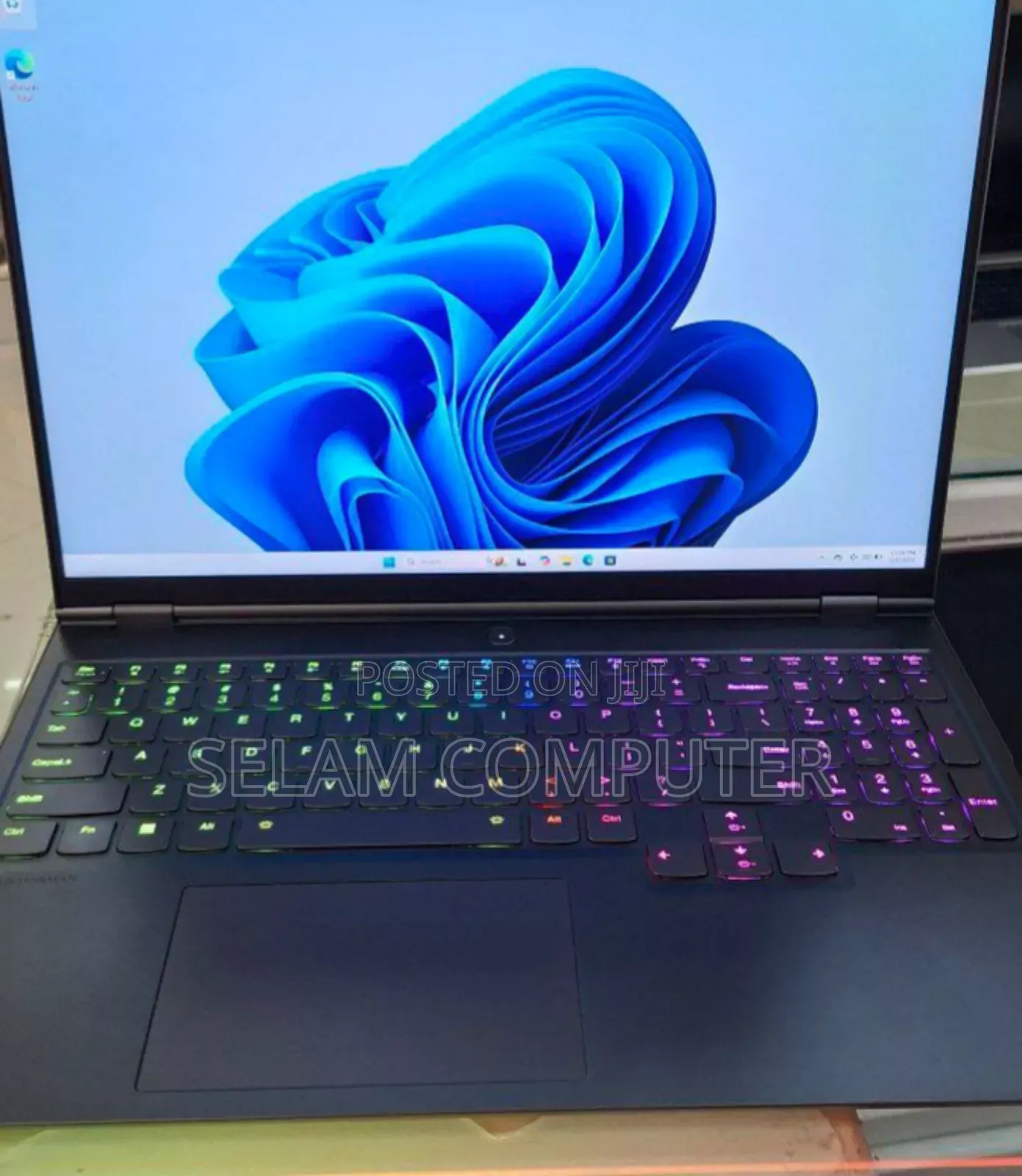 New Laptop Lenovo Legion 5 16GB AMD Ryzen 9 SSD 1T