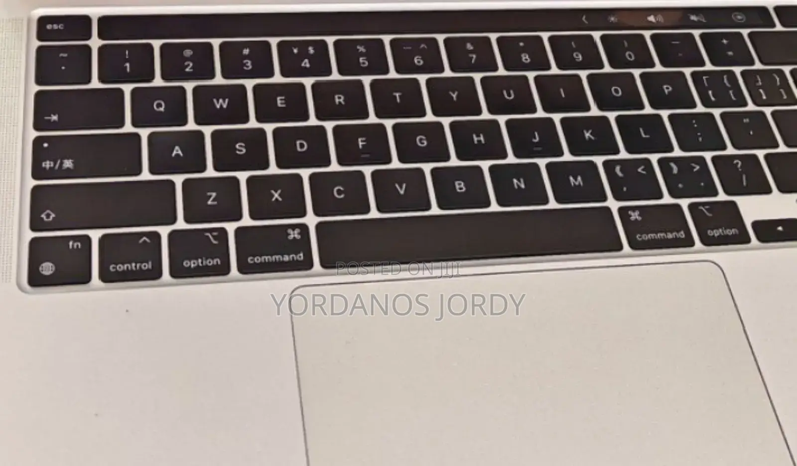 New Laptop Apple MacBook Pro M1 8GB AMD Ryzen 7 SSD 256GB