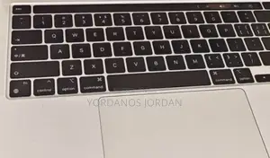 New Laptop Apple MacBook Pro M1 8GB AMD Ryzen 7 SSD 256GB