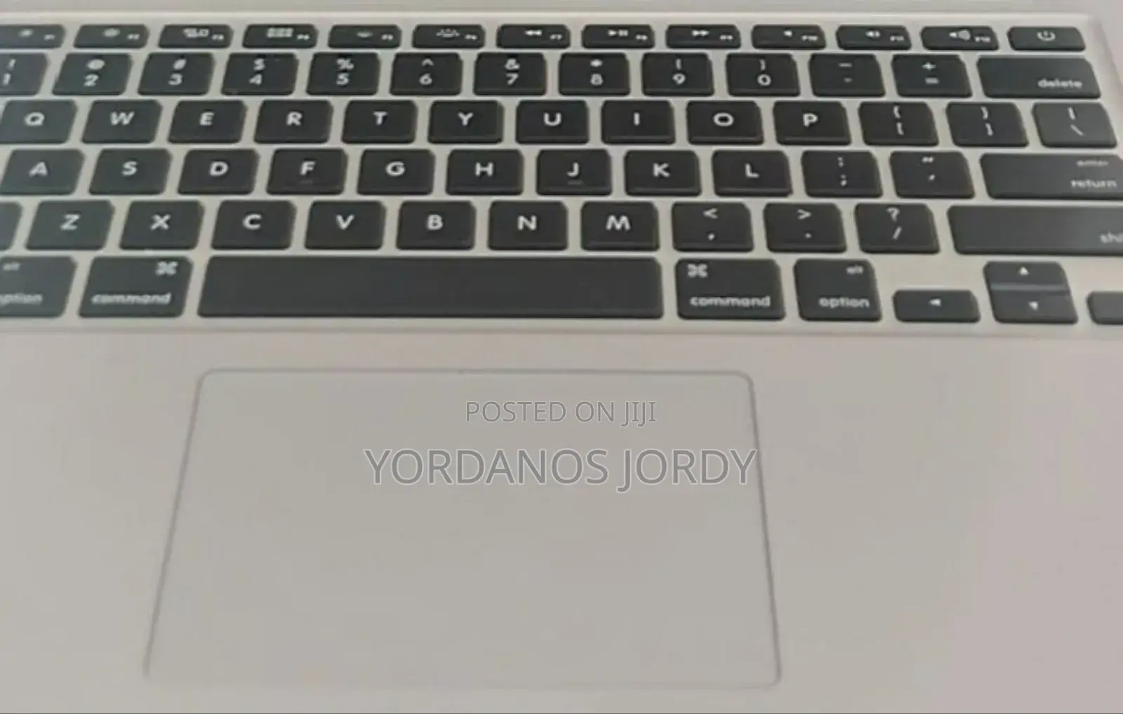 New Laptop Apple MacBook Air 2015 8GB Intel Core i7 SSD 512GB