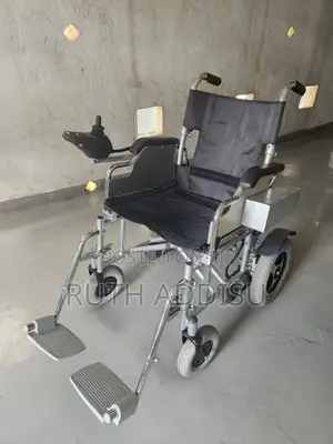 Photo - Electrical Wheelchair懲處medical Electrical Wheelchair New