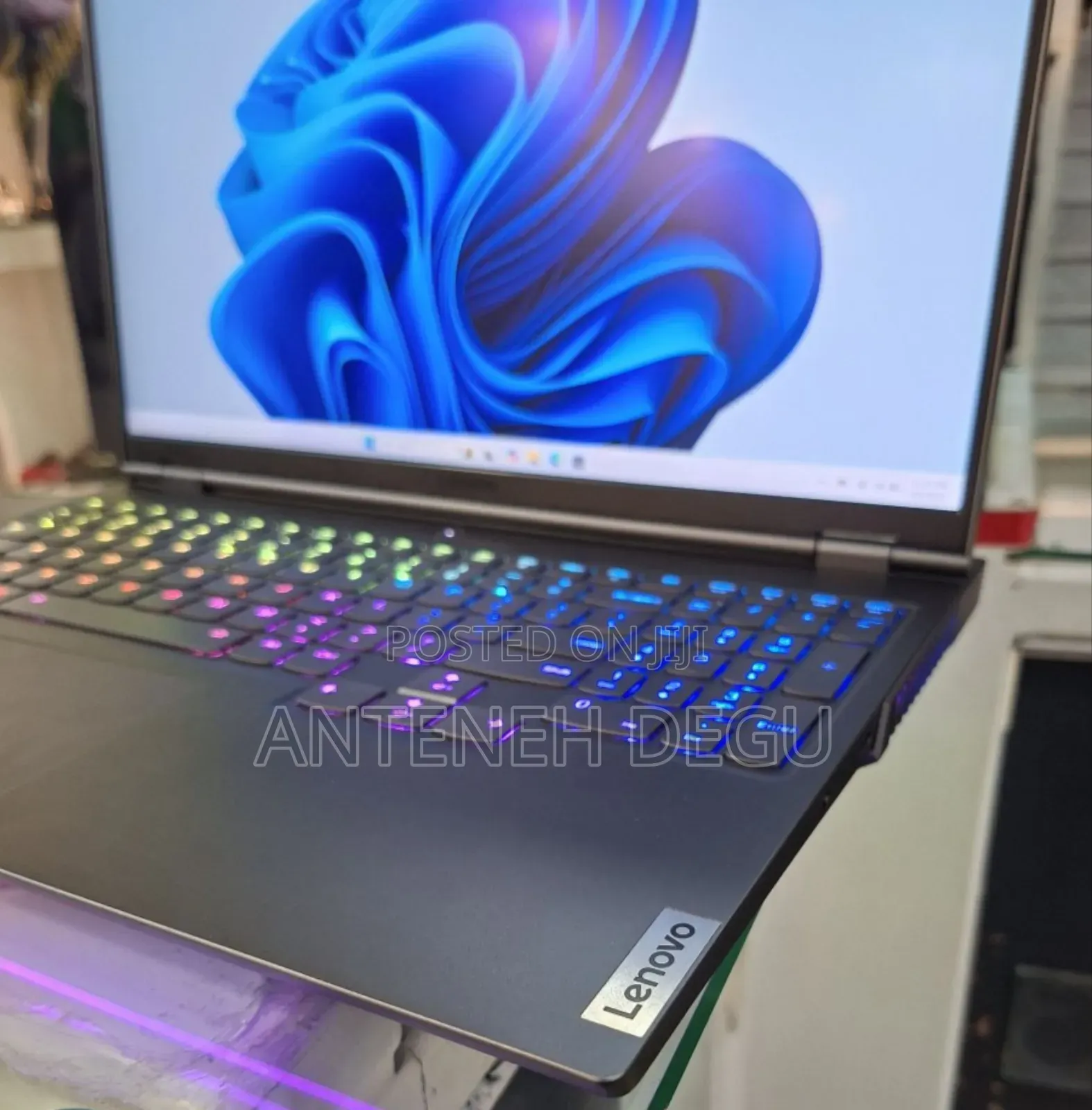 New Laptop Lenovo 16GB AMD Ryzen 9 SSD 1T