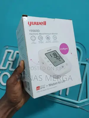 Photo - Blood Pressure Monitor走帷bp Monitoring٥=٥medical Bp Monitor