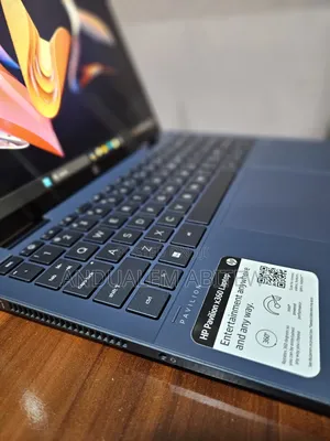 New Laptop HP Pavilion 14 8GB Intel Core I3 SSD 256GB