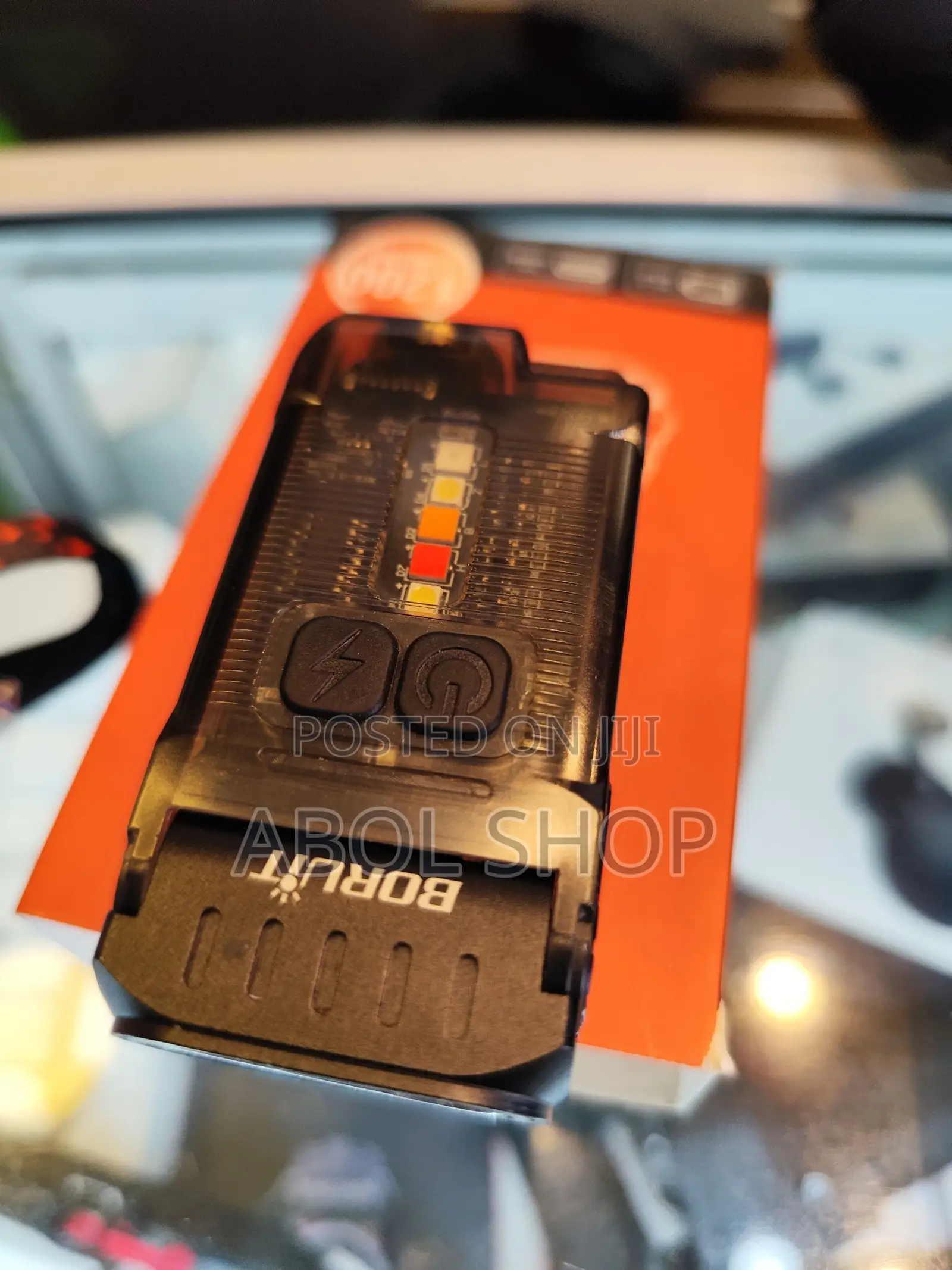 Boruit V15 Small Flashlight