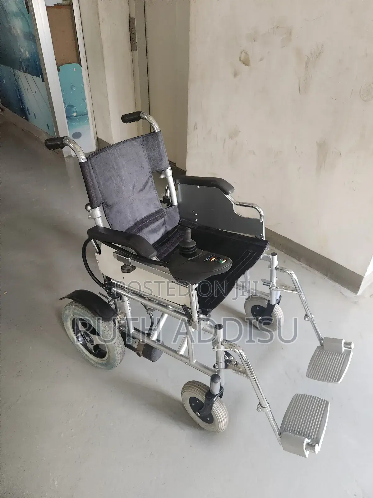 Electrical Wheelchair埠前medical Electrical Wheelchair New