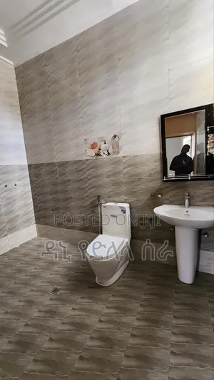 Furnished 5bdrm Farm House in አዲስ አበባ, Bole for sale