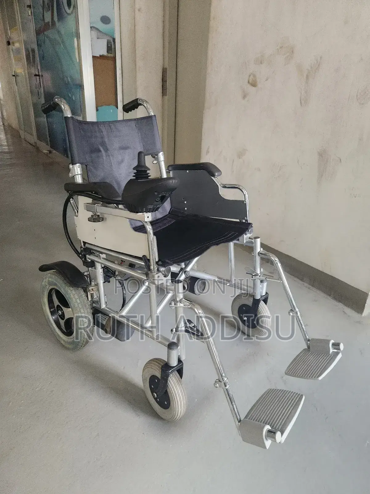 Electrical Wheelchair朱紅wheelchair Electrical管理wheelchair New