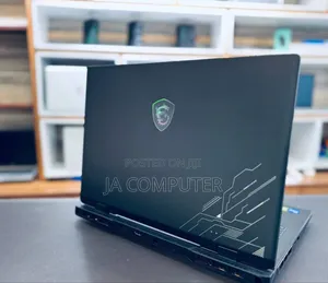 New Laptop MSI Crosshair 15 B12U 16GB Intel Core I7 SSD 1T