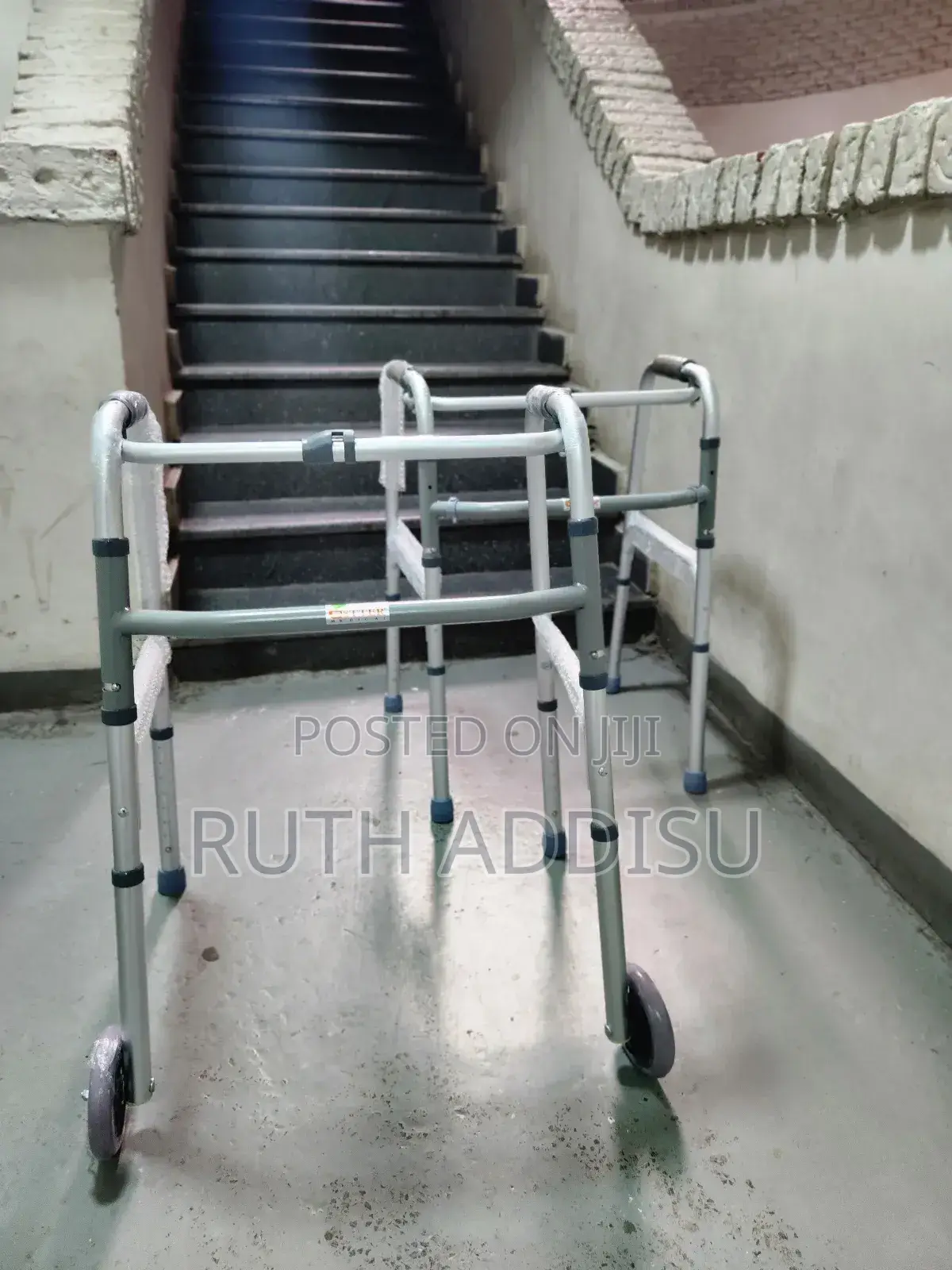 With Wheel Walker報道medical Almunium Walker忝呀walker Medical
