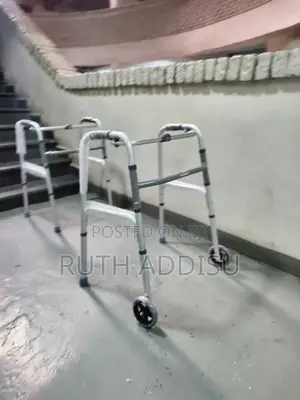 Photo - Foldable Walker狗吠medical Walker筆者medical Walker New Walker