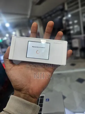 Photo - Huwaei Mobile Wifi Elite 5