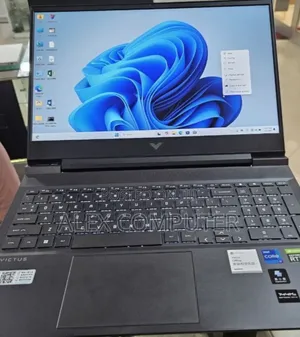 New Laptop HP Victus 15 16GB Intel Core i7 SSD 1T