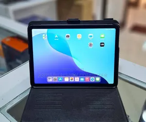 New Apple iPad Air 64 GB Black