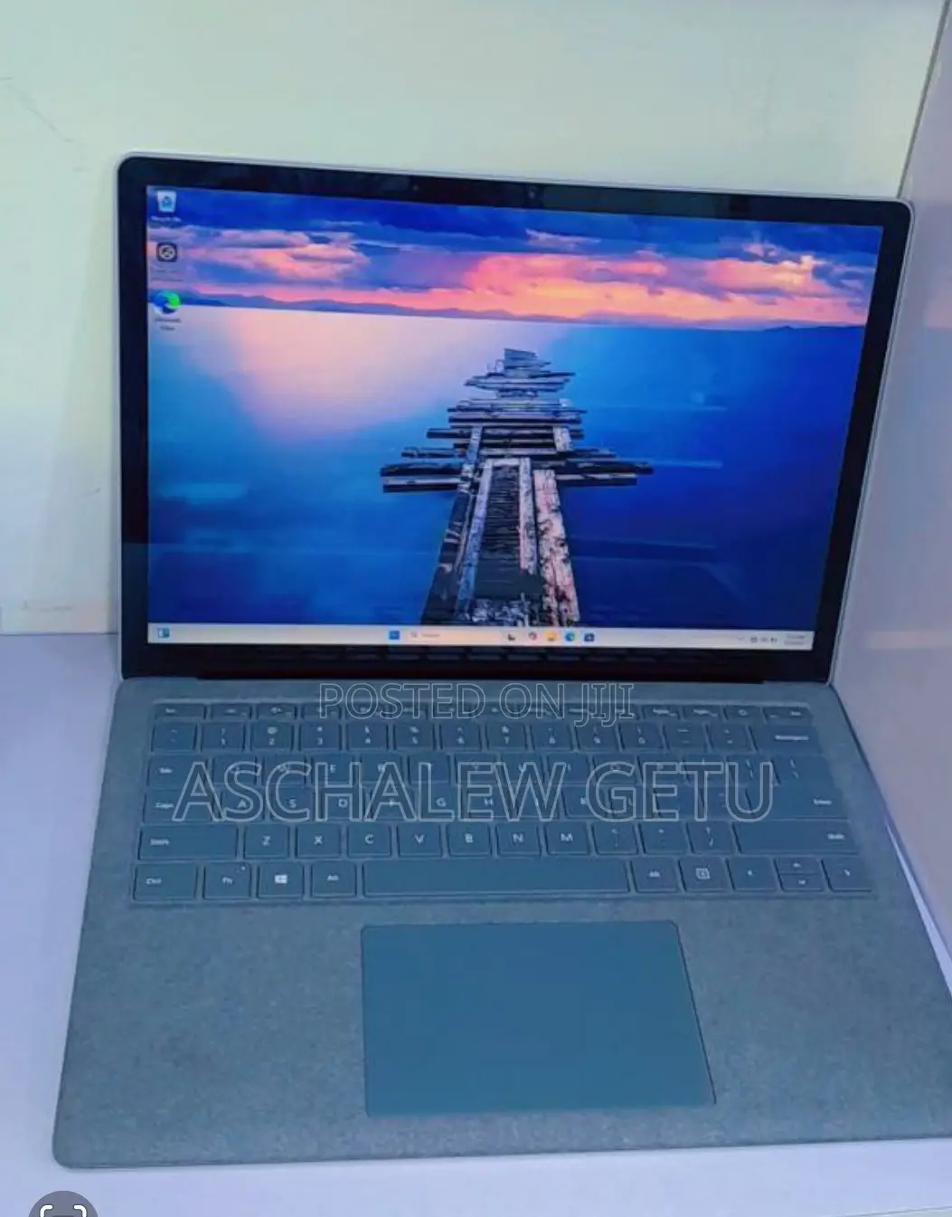 New Laptop Microsoft Surface 16GB Intel Core I7 SSD 512GB