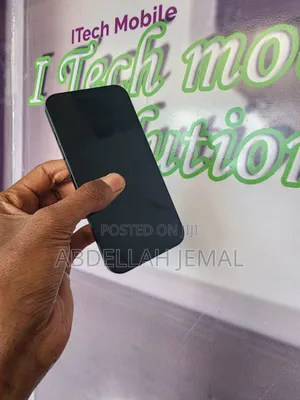 New Apple iPhone 13 128 GB Black