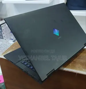 Photo - New Laptop HP Omen 17 32GB Intel Core I9 SSD 2T