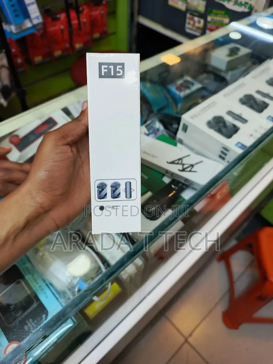 F15-2 Wireless Microphone, Designed for Various Audio Record