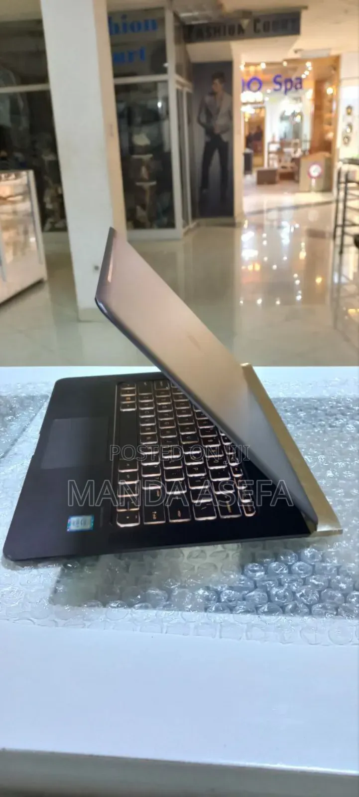 New Laptop HP Spectre 8GB Intel Core I7 SSD 256GB