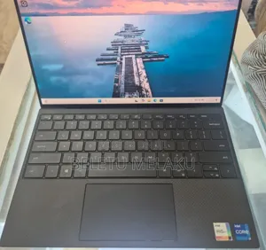 New Laptop Dell XPS 13 9310 32GB Intel Core i7 SSD 512GB