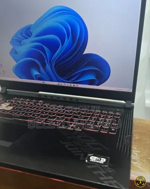 New Laptop Asus ROG Strix G17 16GB Intel Core i7 SSD 1T
