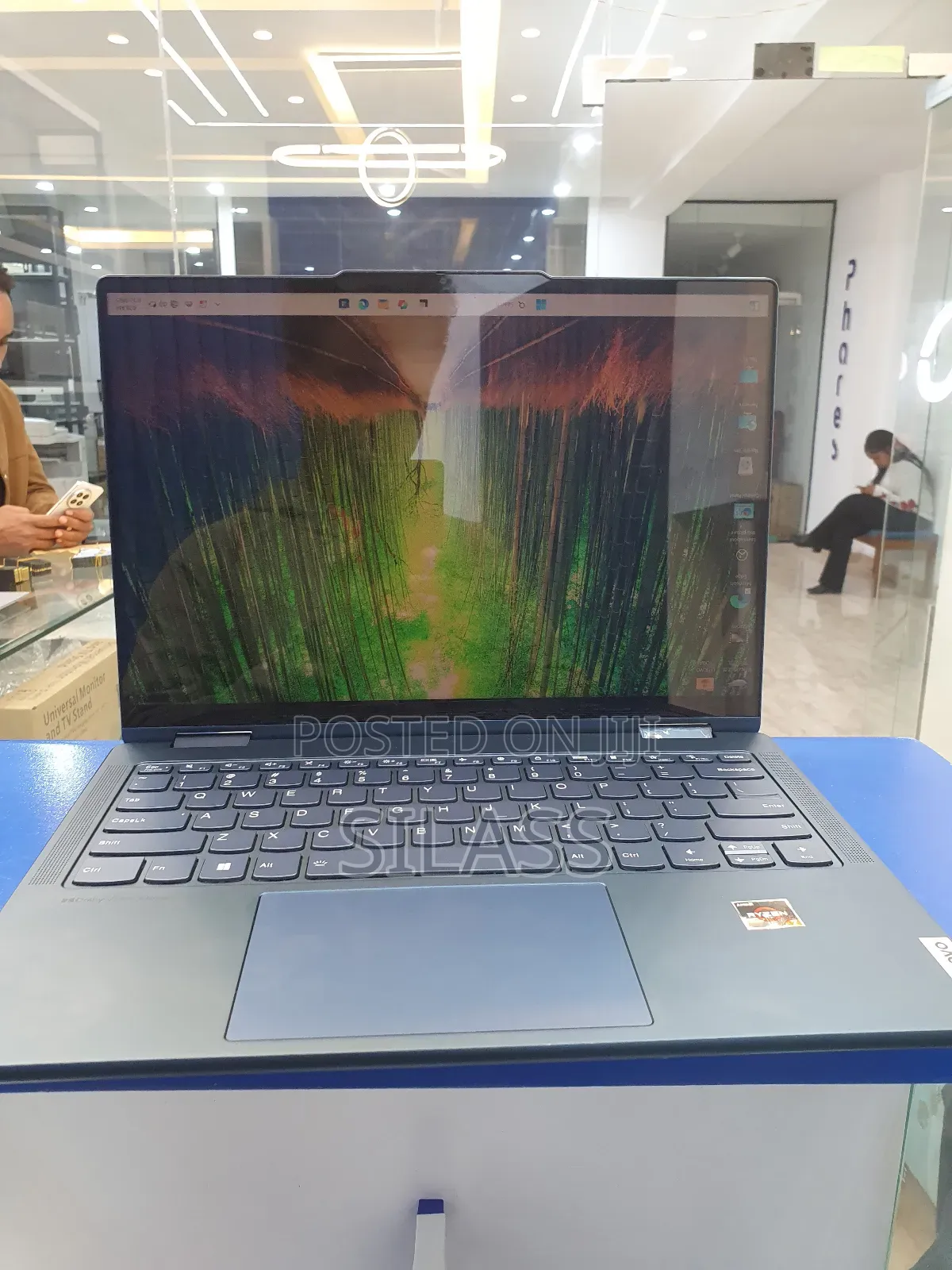 New Laptop Lenovo Yoga 7i 16GB AMD Ryzen 7 SSD 512GB