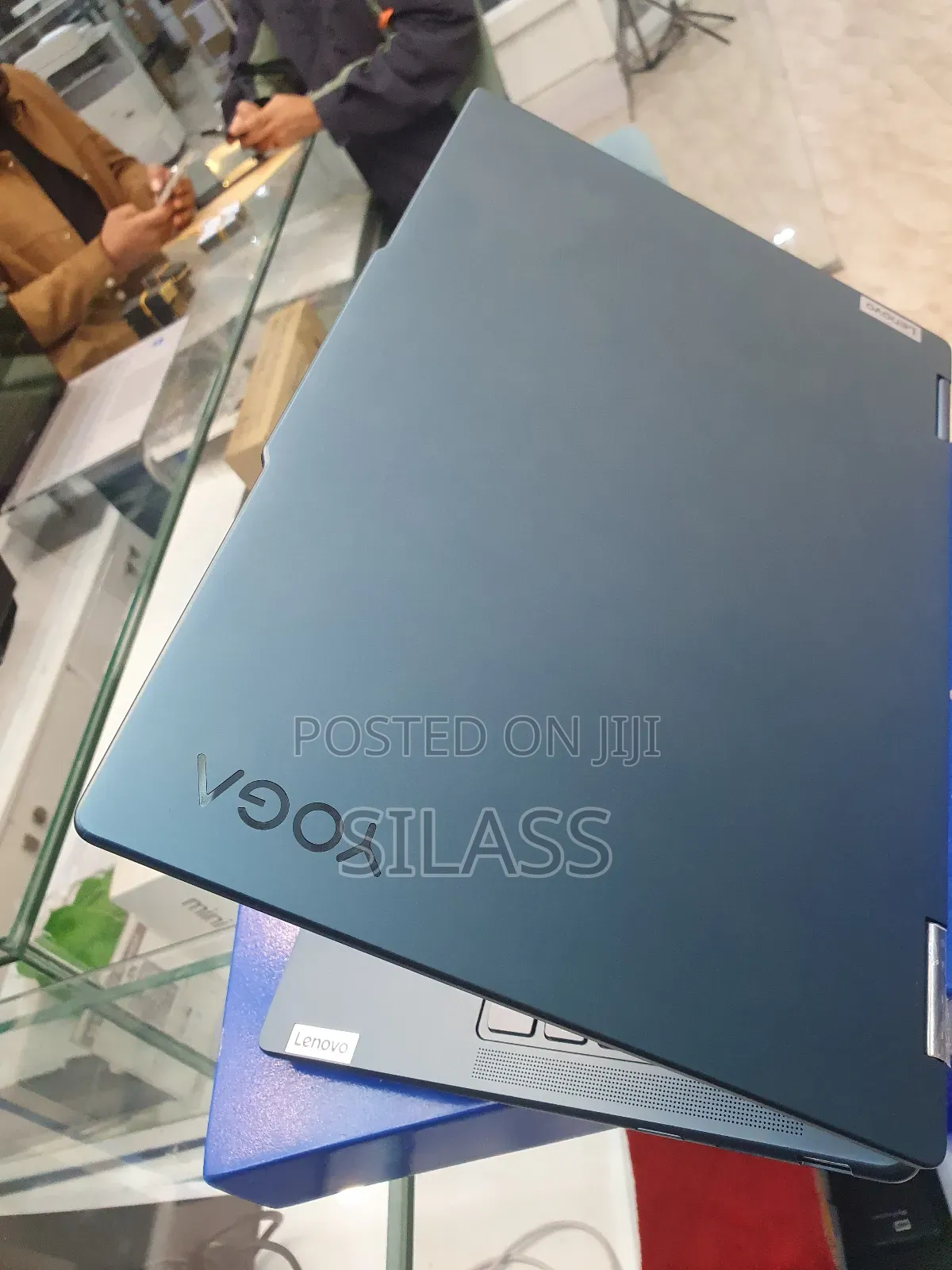 New Laptop Lenovo Yoga 7i 16GB AMD Ryzen 7 SSD 512GB