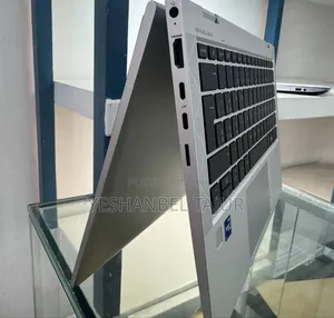 New Laptop HP EliteBook 840 G8 16GB Intel Core I7 SSD 512GB