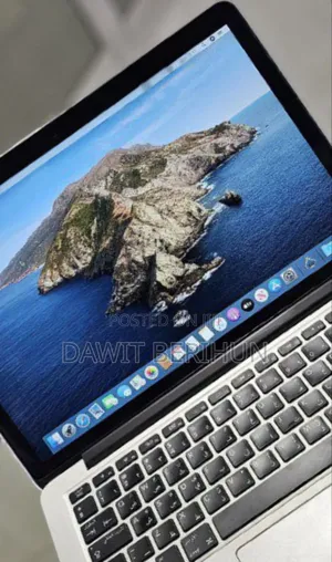 Photo - New Laptop Apple MacBook Pro 2015 8GB Intel Core i5 SSD 256GB