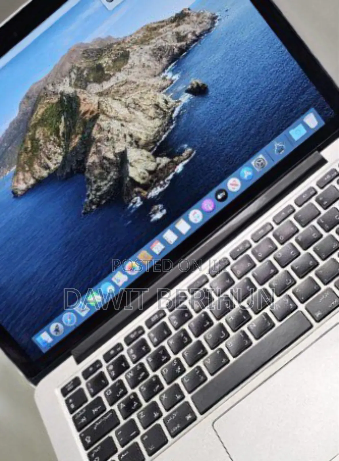 New Laptop Apple MacBook Pro 2015 8GB Intel Core i5 SSD 256GB