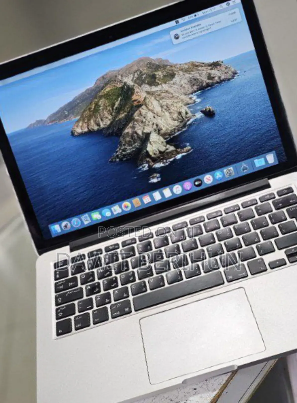 New Laptop Apple MacBook Pro 2015 8GB Intel Core i5 SSD 256GB