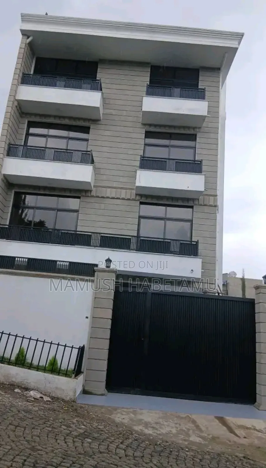 Furnished 10bdrm House in አዲስ አበባ, Nifas Silk-Lafto for sale