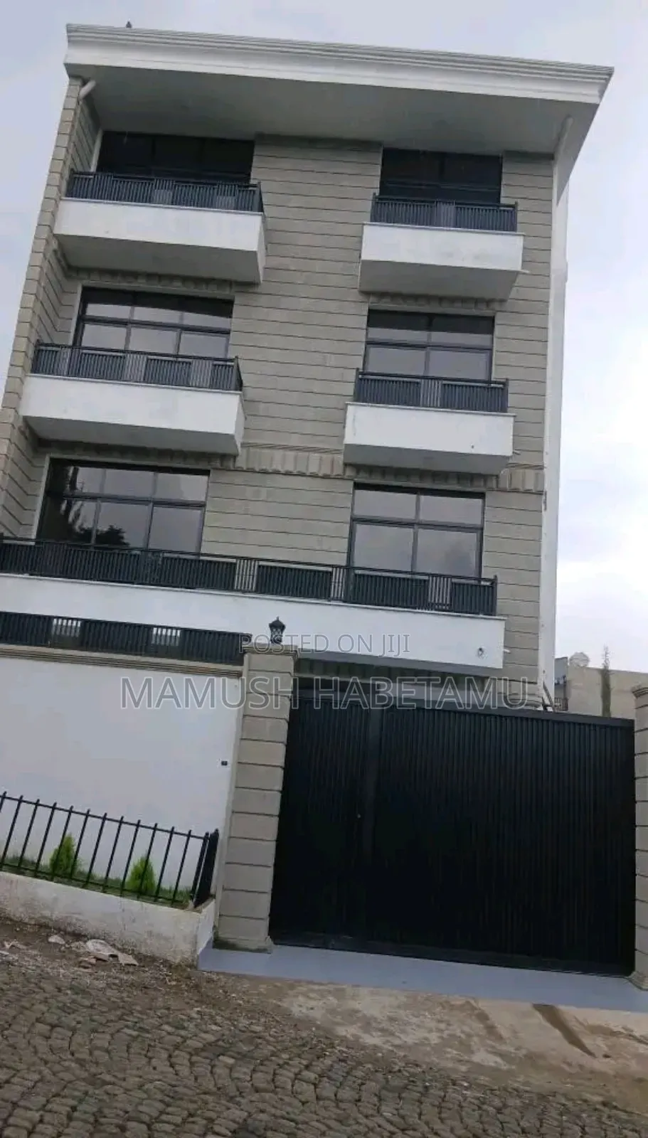 Furnished 10bdrm House in አዲስ አበባ, Nifas Silk-Lafto for sale