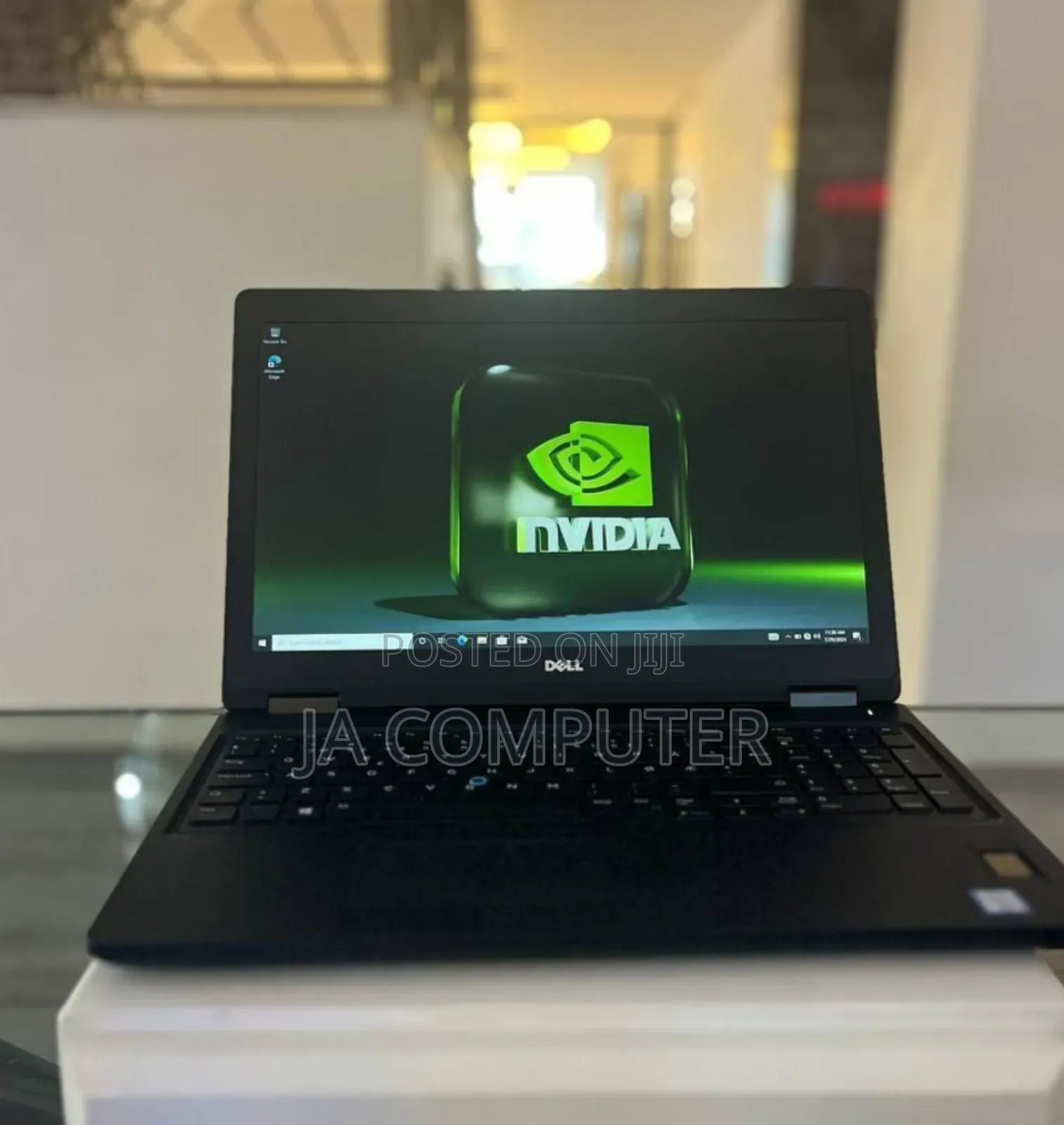 New Laptop Dell Latitude 5310 8GB Intel Core I5 SSD 512GB