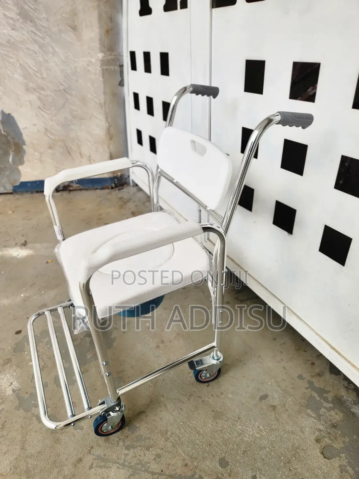 Wheelchair Commode Medical Wheelchair Brand褚我commode New