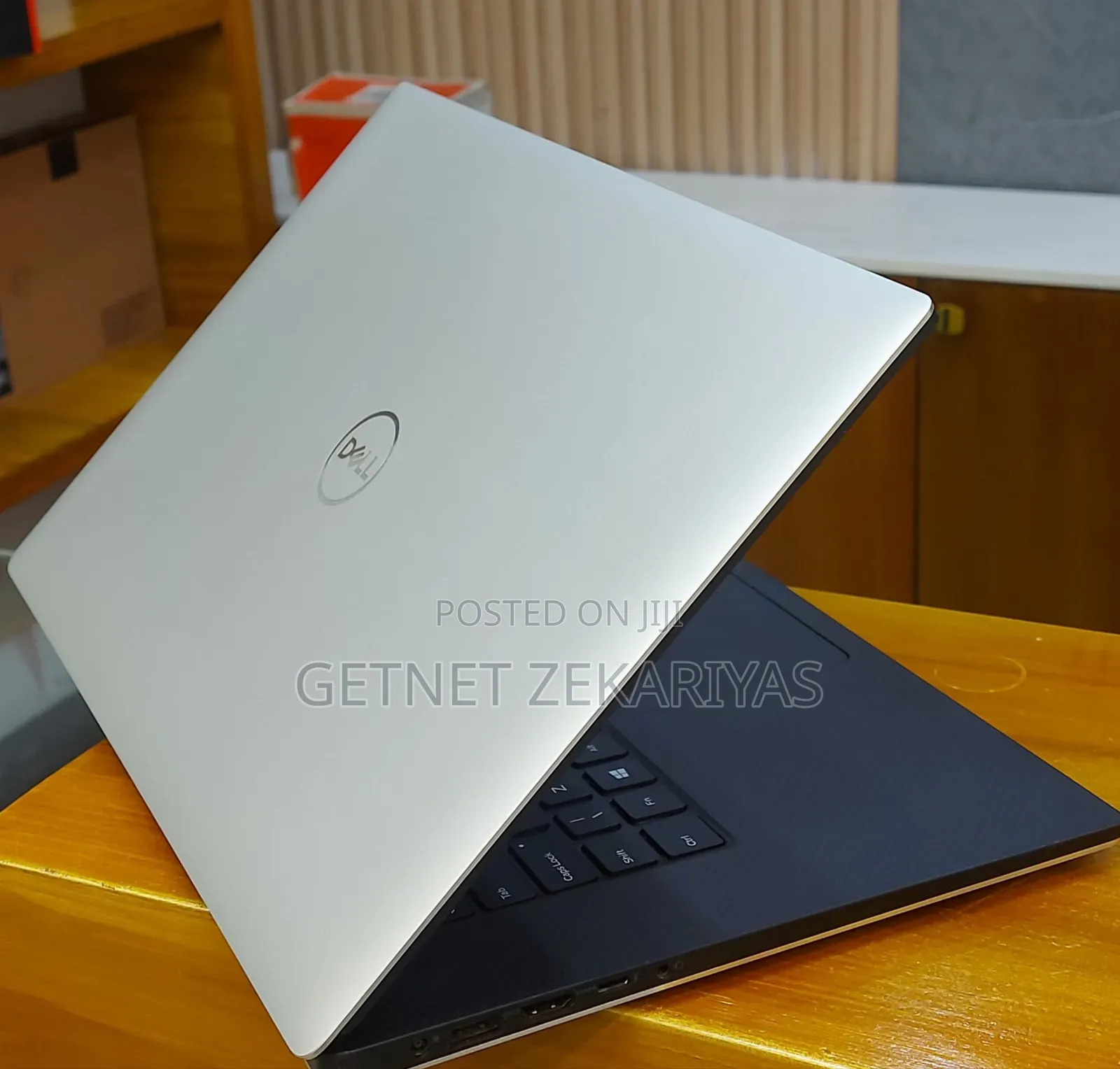 New Laptop Dell XPS 15 16GB Intel Core I5 SSD 512GB