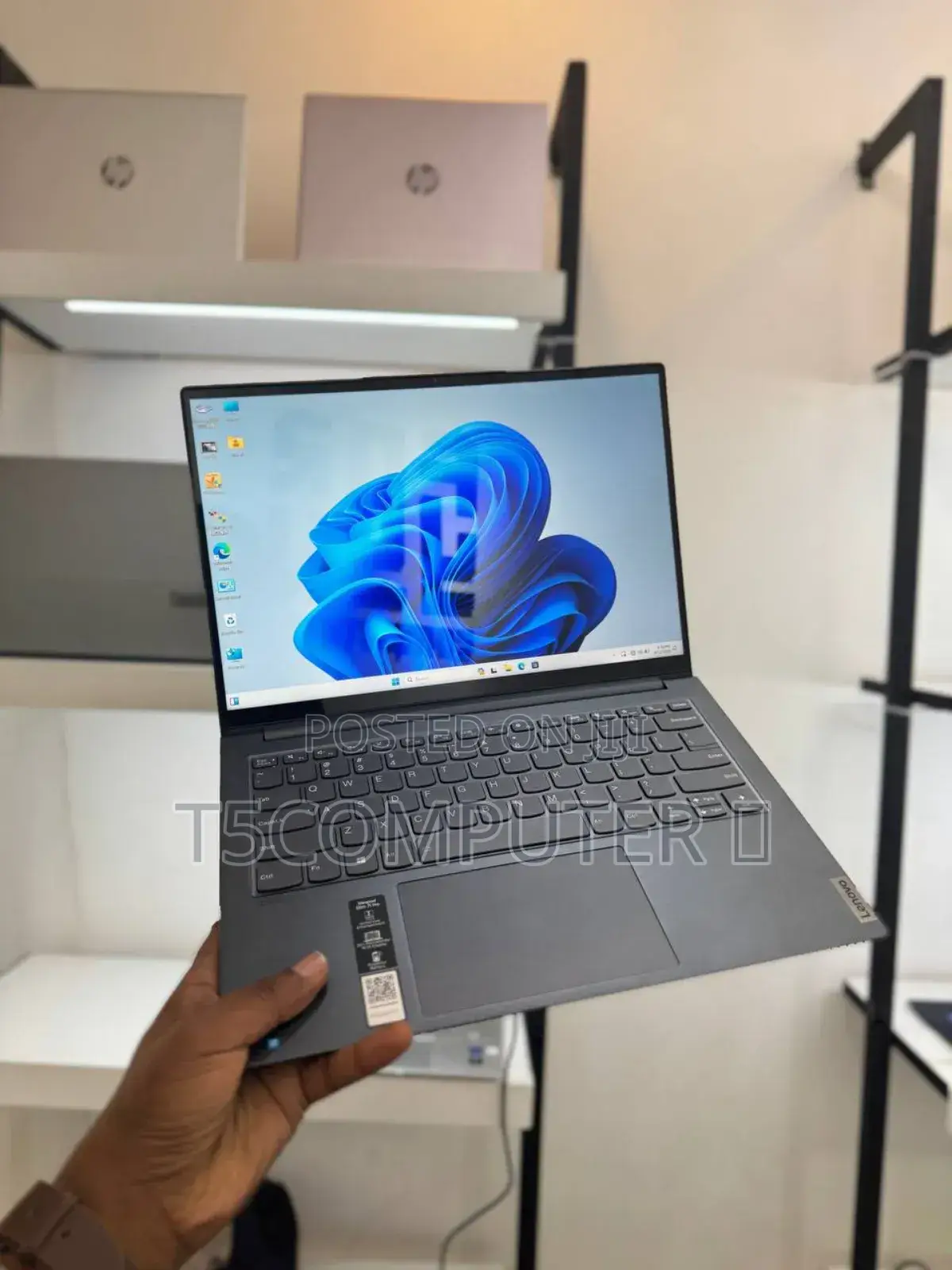 New Laptop Lenovo Yoga 7i 16GB Intel Core I7 SSD 512GB