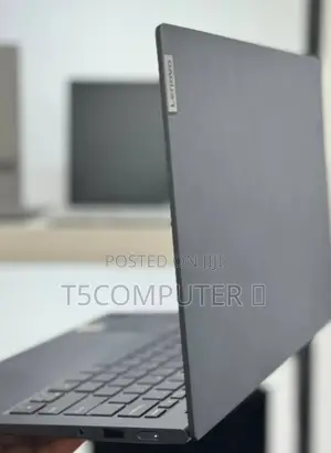 New Laptop Lenovo Yoga 7i 16GB Intel Core I7 SSD 512GB